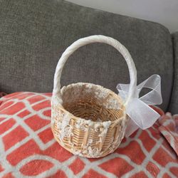 Flower girl basket