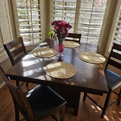 4 chair Dining Set