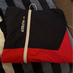 hilfiger wind breaker