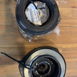 034 Motorsport  Street Density Strut Mount And Bearing  Kit VW Mk7 / Mqb