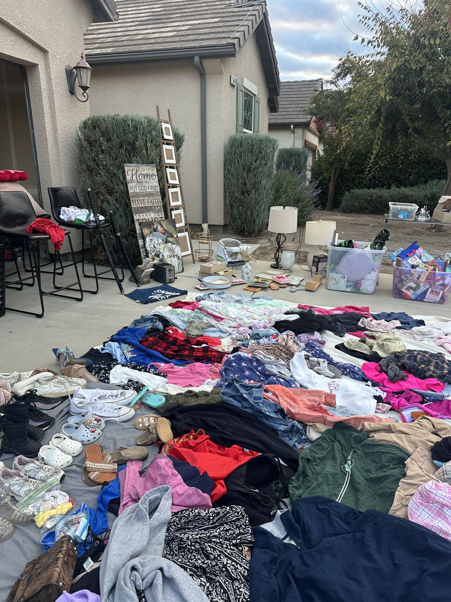 Clothes 
