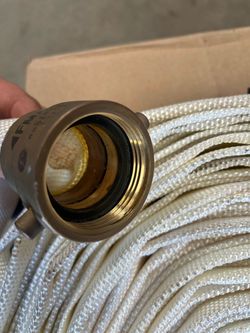 Rack and Reel with Nozzle / 100 ft hose