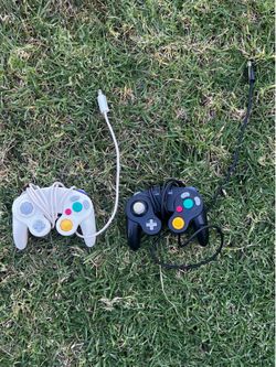 GameCube controllers
