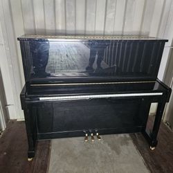 SOHMER UPRIGHT PIANO
