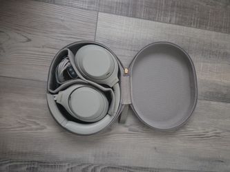 Sony Wh-1000XM4 Headphones Silver