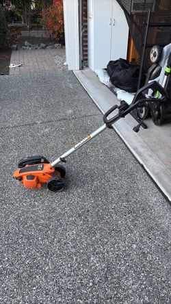 Lawn edger