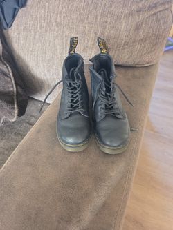 Kids Doc Marten