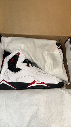 Boys Jordan's shoes 11c- NEW