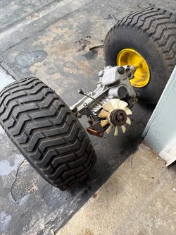 John deer Lt 155 transmission with rear tire
