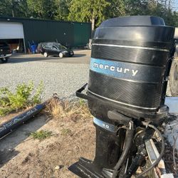 Mercury V6 Boat Engine 