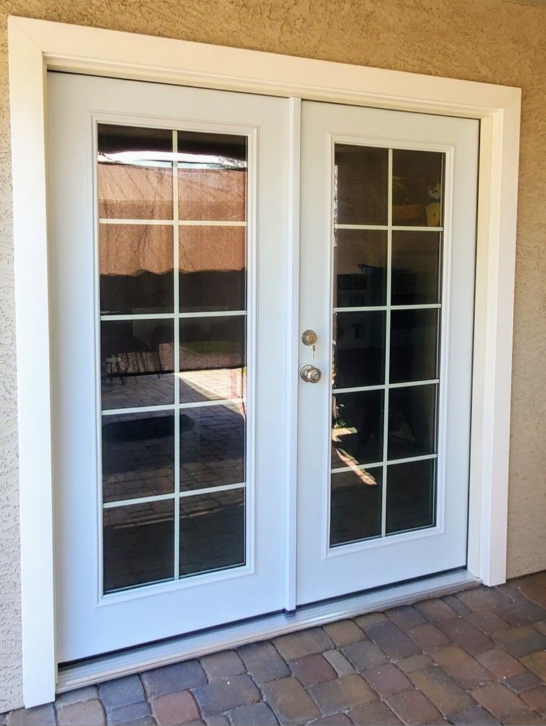 Brand New Patio Double French Doors 10-lite With The Internal Grills ( Installation Included )