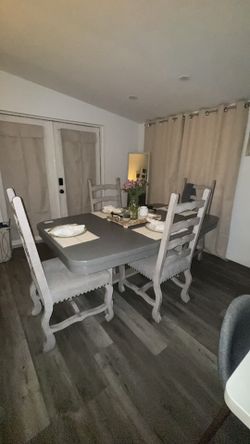dinning table