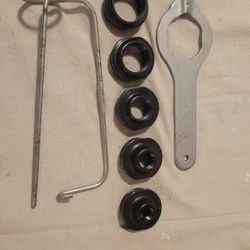 RIDGID 819 Nipple Chuck Kit (1/2" - 2")


