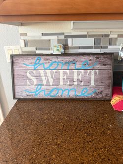 Home Sweet Home Decorative Wall Sign