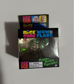 Nee Doh Nice Cube Wow Flake Stress Ball