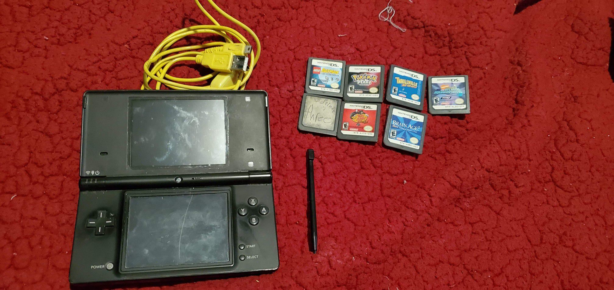 DSI with 6 games and case(missing r button and pearl is sold already)