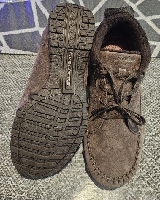 Skechers Memory Foam Wide Fit Women's Size 8.5 W