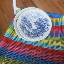 4 smaller saucers & 2  larger saucers ( Countryside by Wedgewood)