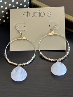 Elegant Gold and White Earrings