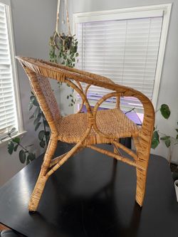 Vintage Wicker chair