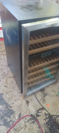 Silhouette Wine Cooler