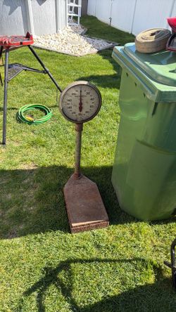Vintage scale