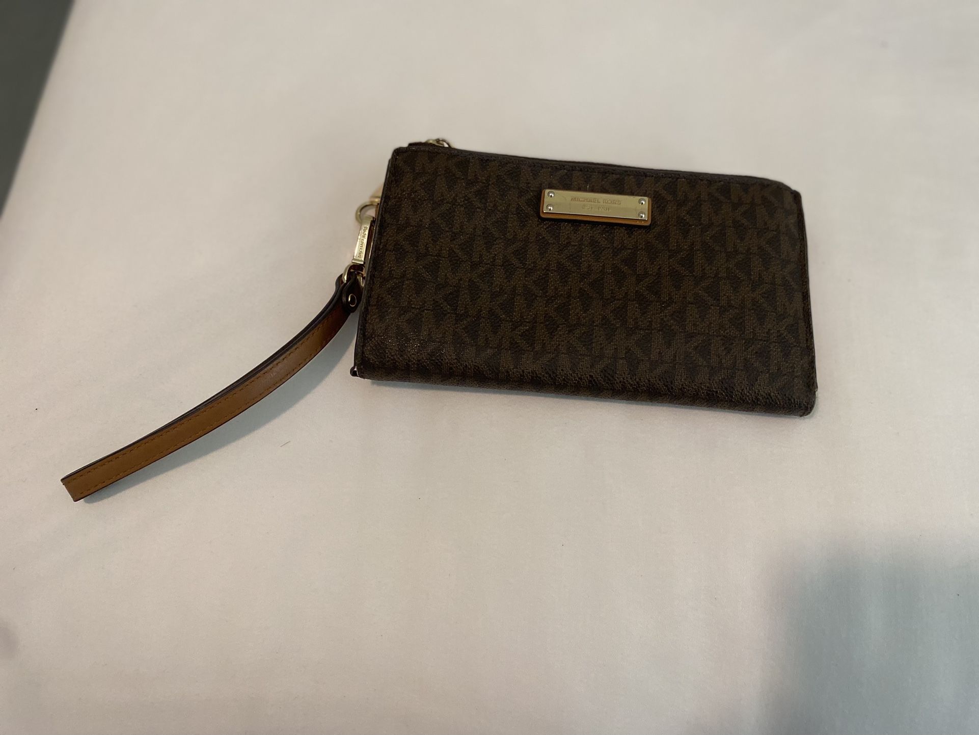 Michael Kors Wallet/wristlet