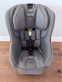 Nuna Rava Car Seat