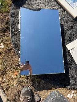 Free mirror