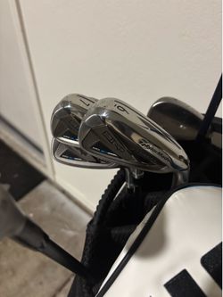 TaylorMade sim2 golf set
