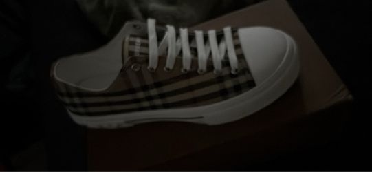 Burberry shoes