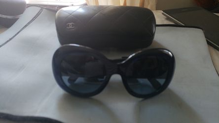 Chanel Sunglasses authentic for Sale in Ewing Township, NJ