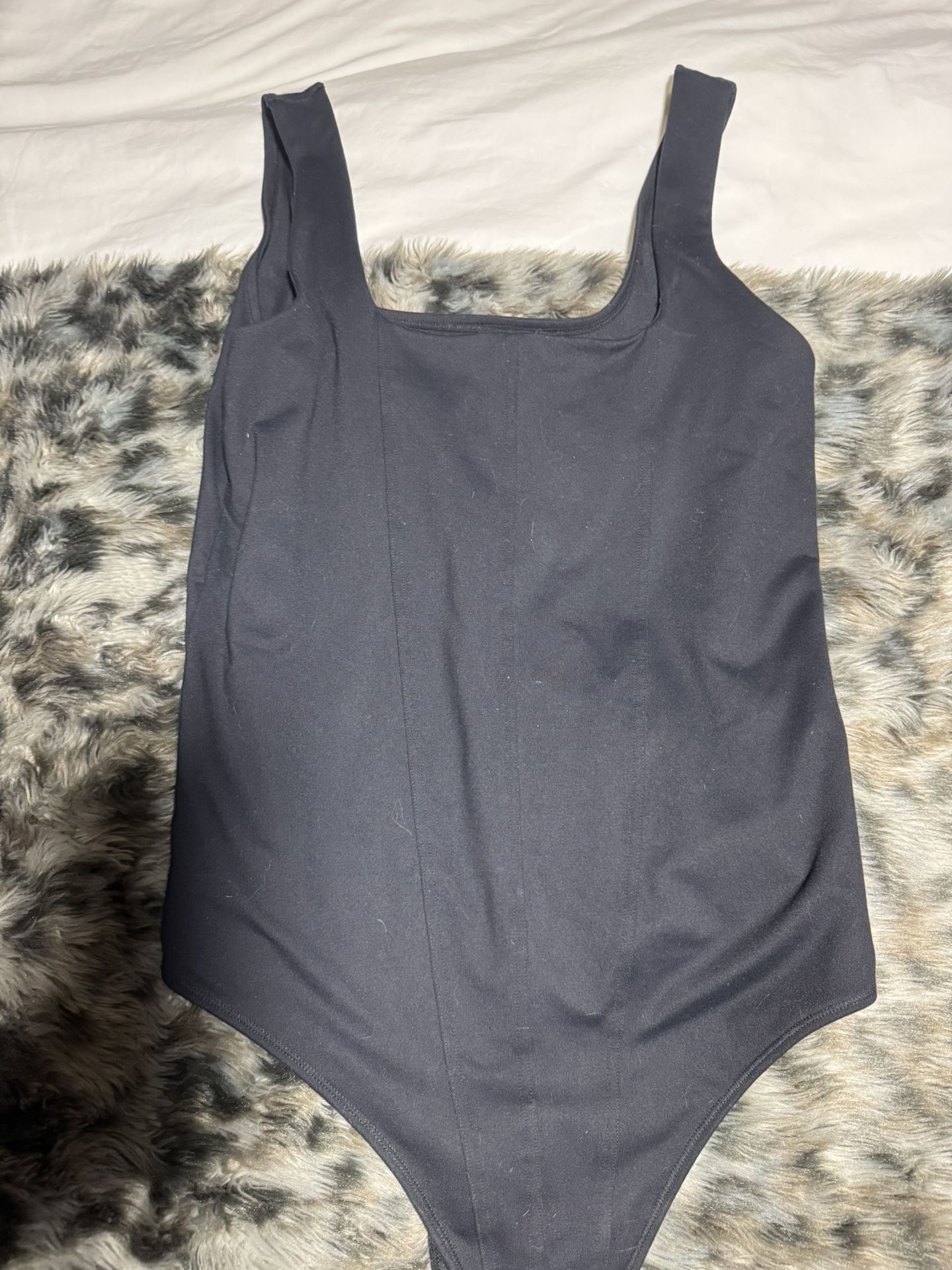 ABERCROMBIE & FITCH BODYSUIT