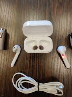 Wireless Bluetooth Earbuds kit Earbuds + charger case + cable + car outlet charger + compact adapter charger brick