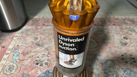 Dyson Powerful vacuum