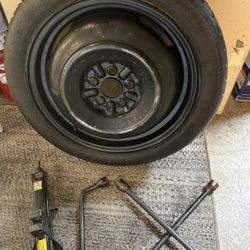 Toyota Corolla Spare Tire Kit 