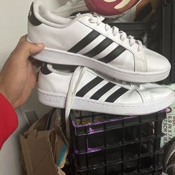 White Adidas Cloud Foam Shoes