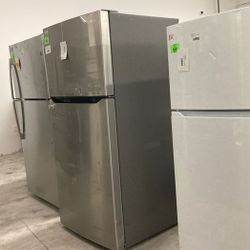 Refrigerators Top Freezer/Bottom Fridge 13.9 Cu.-21.9 Cu. (Frigidaire/GE/LG)