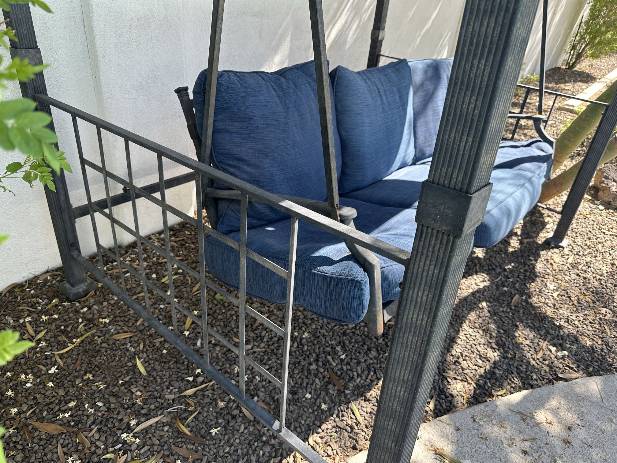 Patio Yard Swing With Canopy