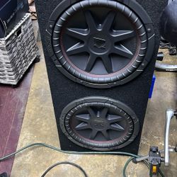 Kicker CompVR 12 In Box Asking 400 Obo