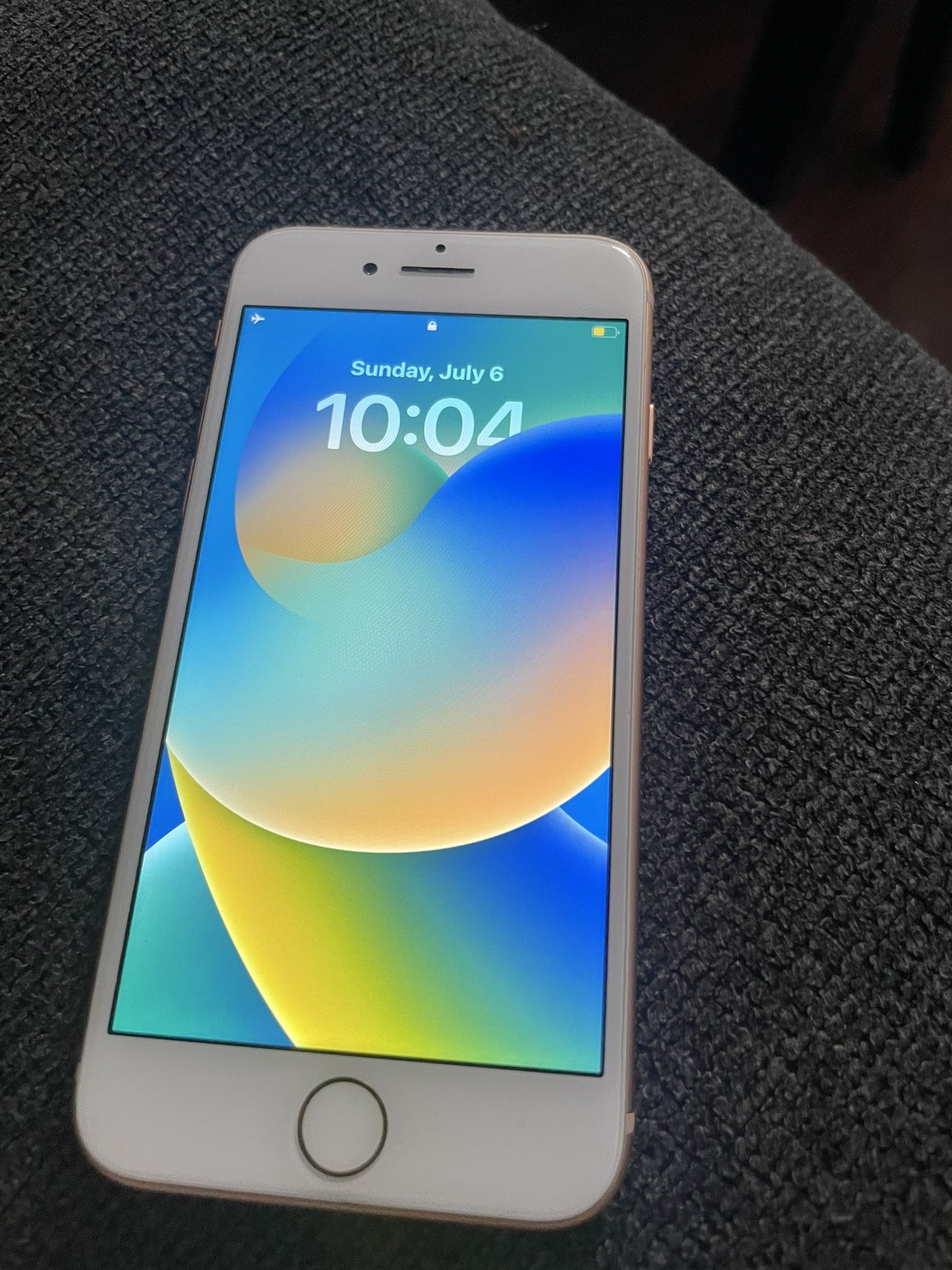 iPhone 8