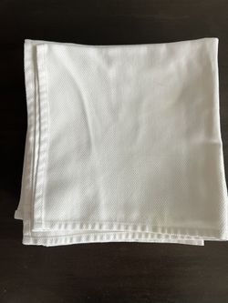 White Dinner  Napkins.  Cotton.  Set Of 12.  Mixed Brands. 