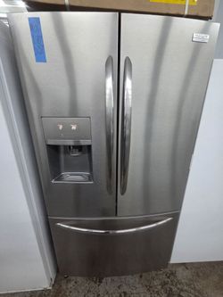 Fridge Frigidaire good working conditions 1month guarantee 💥