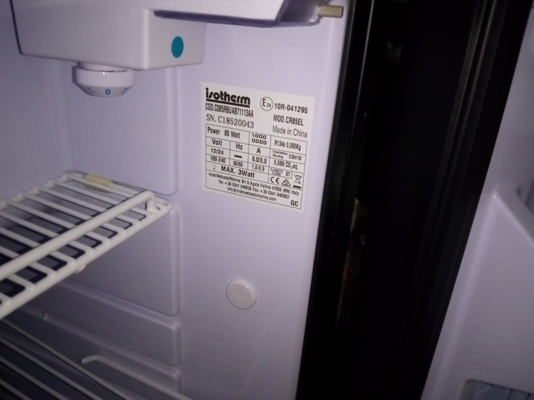 Isotherm Small Refrigerator A/C D/C Works Great Fits Camper Or Boat And Looks Good Call Me For More ItOnfro.