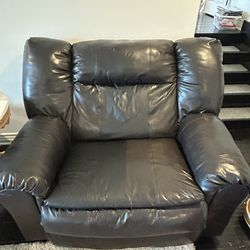 Oversized Cuddle Couch Recliner 