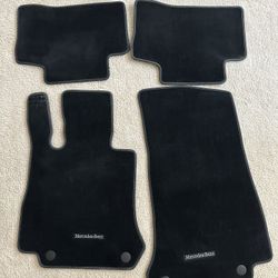 OEM Mercedes-Benz GLC Black Velour (set of 4) Floor Mats