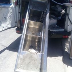 Commercial sink 150 or best offer
