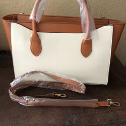 Loulu Hand Bag With Strap