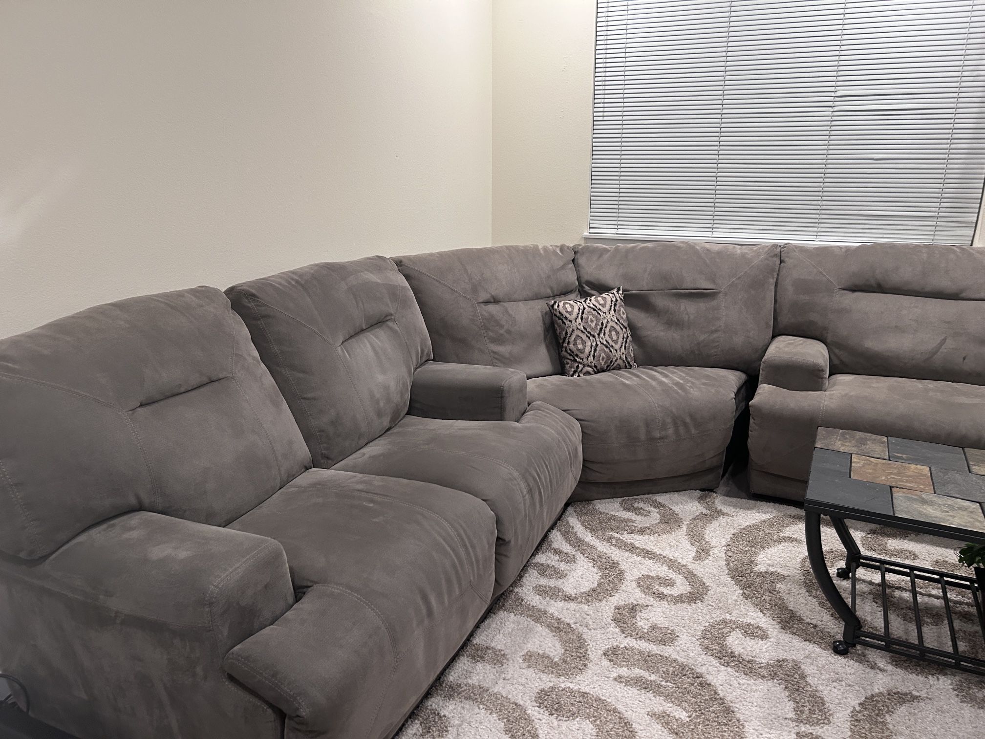 Recliner Sectional Couches With Antique Table 