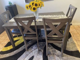 Dining Table Set